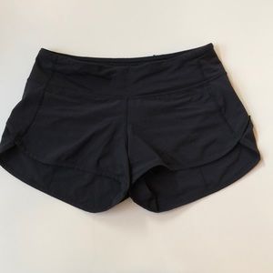 Lululemon Run speed short-black, size 4